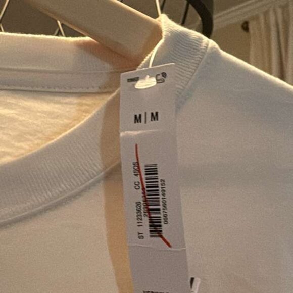 Victoria Secret Pink Purdue P Graphic Tee Shirt Medium - Picture 5 of 6